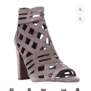 New Nwt Womens Carlos by Carlos Santana Lola Caged Cutout Sandals size 7 m